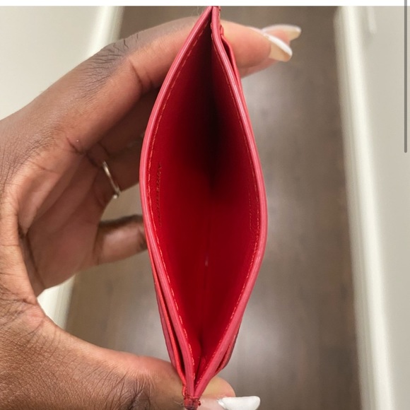 Authentic Burberry card casein excellent condition - Picture 3 of 5